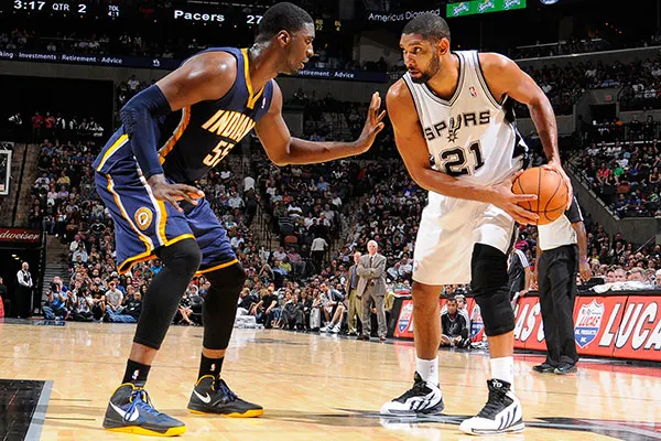 梅西小时候铃声响了不回教室，老师批评他：马拉多纳只有一个