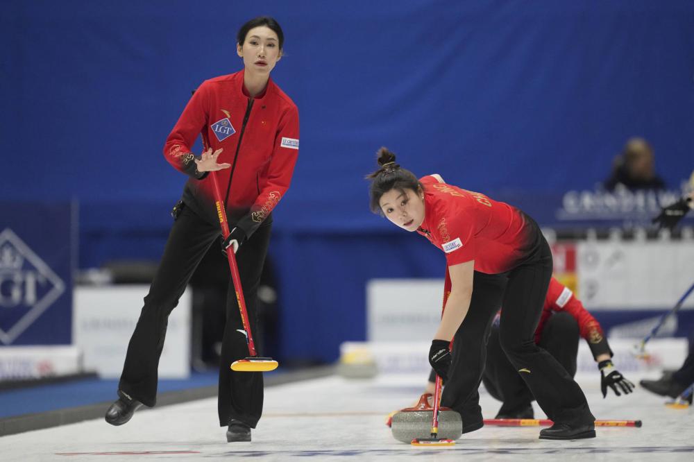 替补球员凯恩梅开三度 拜仁5‑0血洗斯图加特